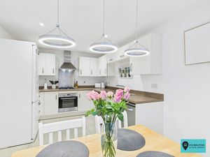 Kitchen/Diner - click for photo gallery